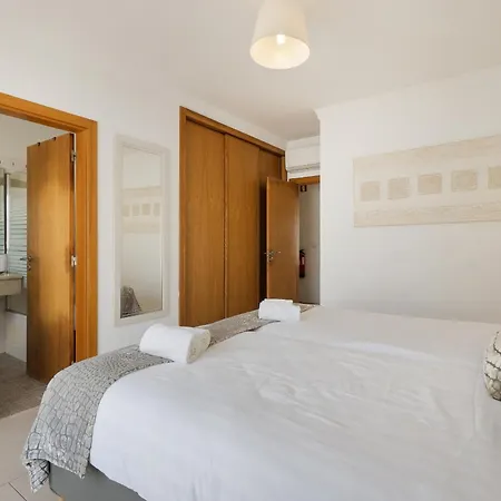Villa Sunny Terrace Townhouse By Ocvillas